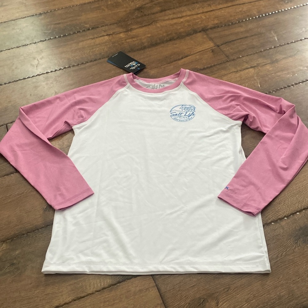 NWT Salt Life Rash Guard